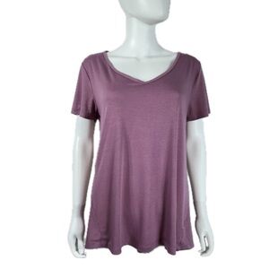 bcg Lavender Open Back V-Neck Swing Fit Tee